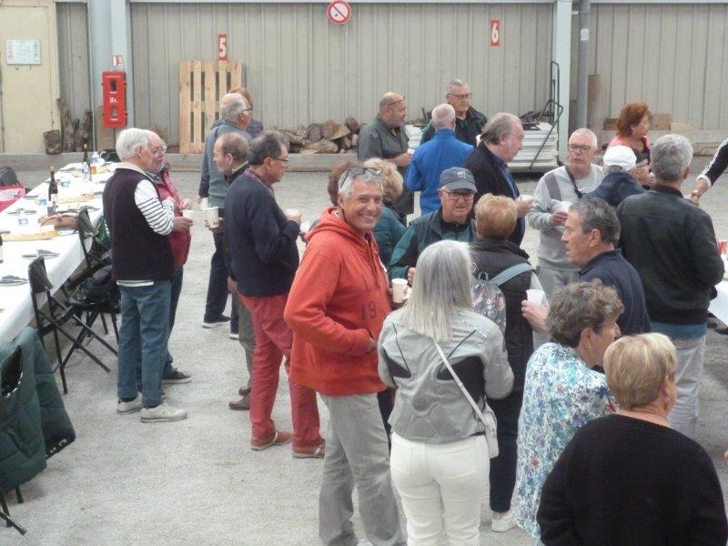 La journée Paëlla des Anciens